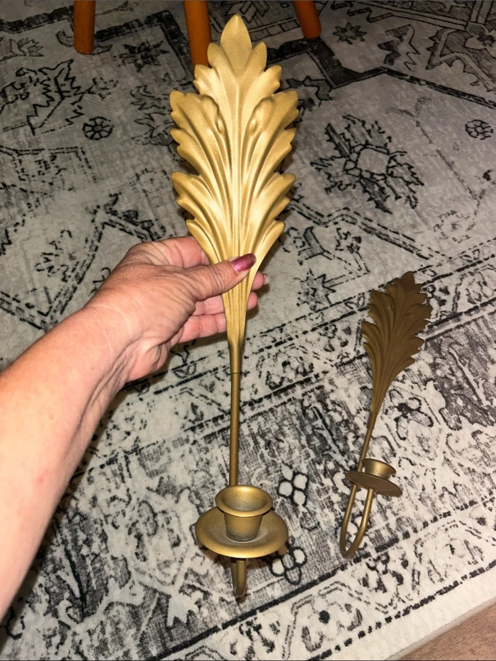N/A elegant gold